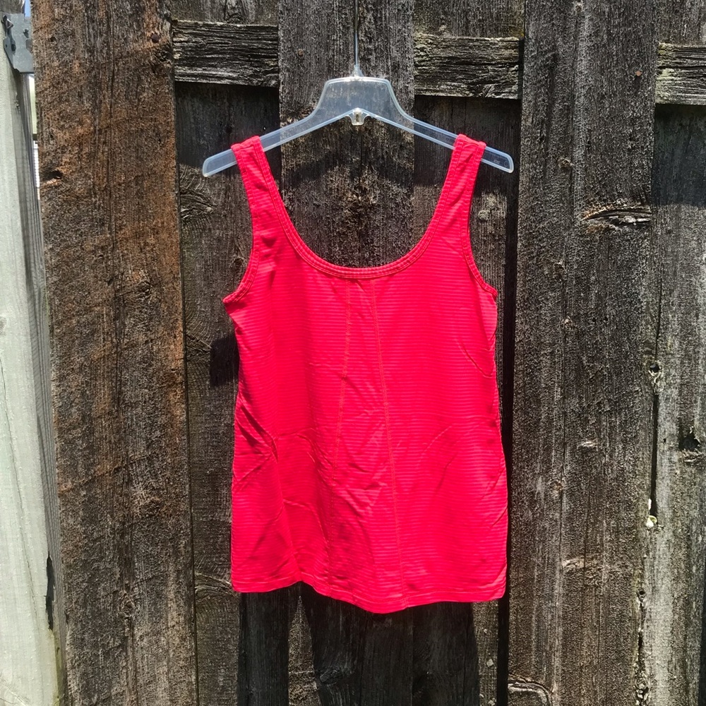Lolë XL Moisture Wicking Stretch Sport Tank Top